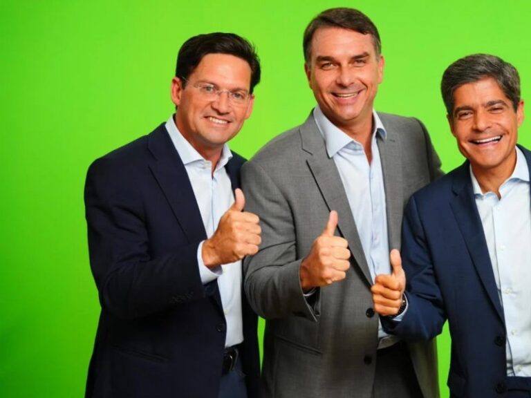 ACM Neto reafirma apoio a Flávio Bolsonaro e promete atenção especial à Bahia