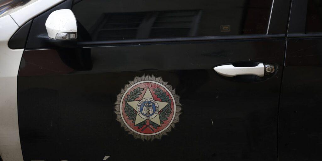 Polícia investiga ligação de policiais com facção criminosa
