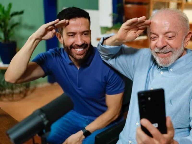 Janones fica fora de debate na Globo e fará live durante confronto entre Lula e Flávio