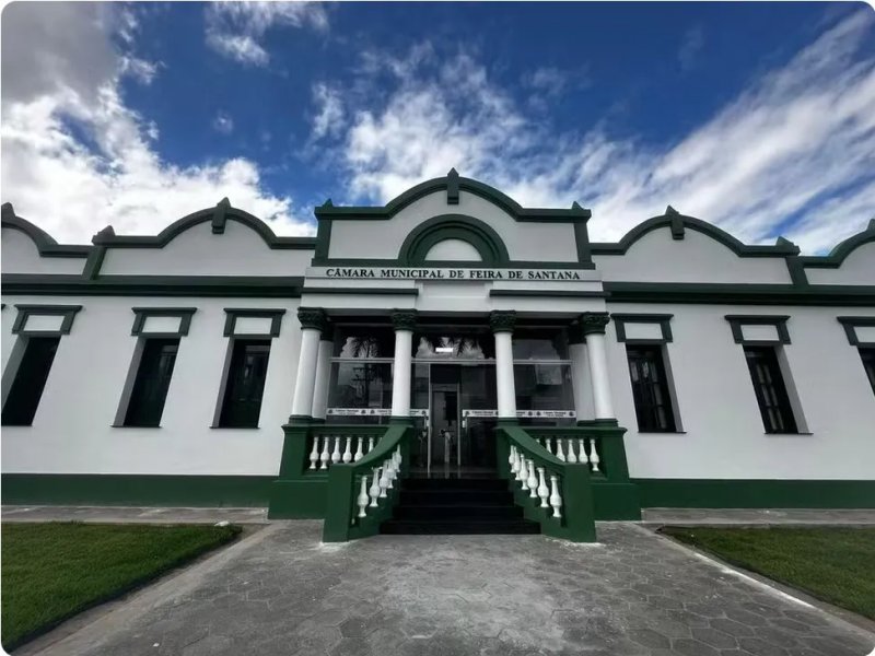 Áudio atribuído a presidente da Câmara de Feira cita prejuízos a terceirizados que não votarem em Flávio
