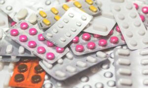 Falsificação: Anvisa proíbe lotes de medicamento para tratar câncer – Nacional