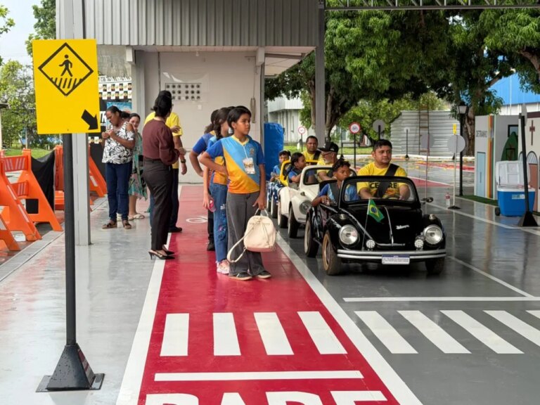 Trânsito – Com atividades lúdicas e interativas, Detranzinho aproxima população da segurança no trânsito – Governo do Estado de Rondônia