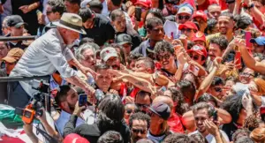 Lula recorrerá à Justiça contra suspensão do canal “Exército do Lula”