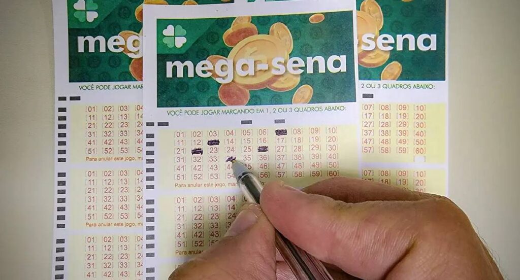 Mega-Sena acumula e prêmio pode chegar a R$ 92 milhões