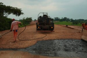 Estradas, Transportes, Serviços Públicos – Obra na RO-473 avança para etapa de imprimação e deve melhorar o acesso a Teixeirópolis – Governo do Estado de Rondônia