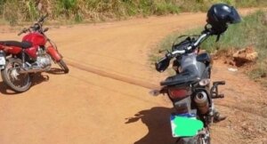 Colisão entre caminhão e motoneta resulta apenas em danos materiais em RO