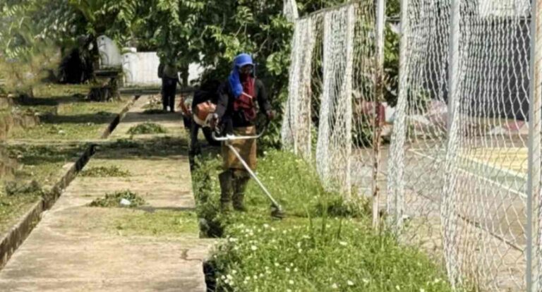 Complexo Poliesportivo Deroche recebe serviços de limpeza em Porto Velho