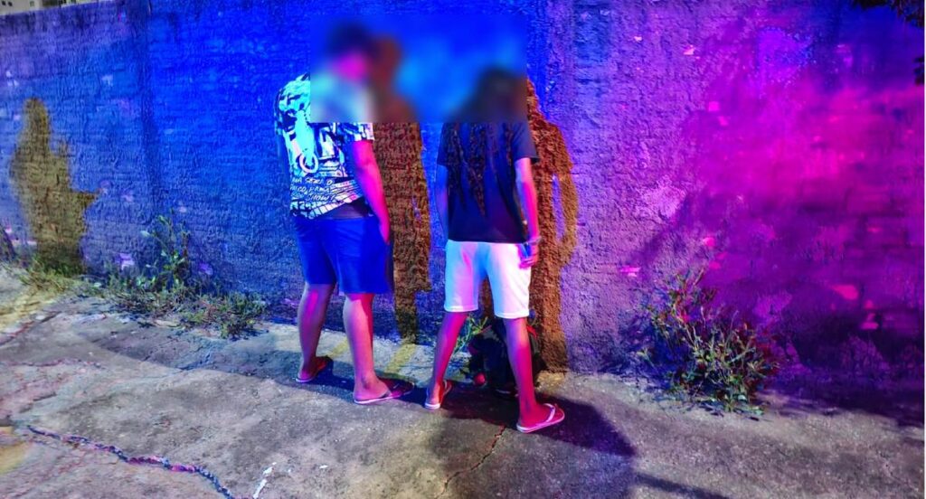 Dupla em motocicleta em alta velocidade é abordada após fuga e manobras perigosas em Porto Velho