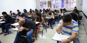 Provas de português para estrangeiros começam nesta terça-feira