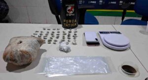 Força Tática prende suspeito com mais de 1 kg de maconha no Aponiã