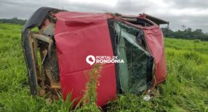 Homem morre após caminhonete capotar no ramal Jequitibá em Vista Alegre do Abunã