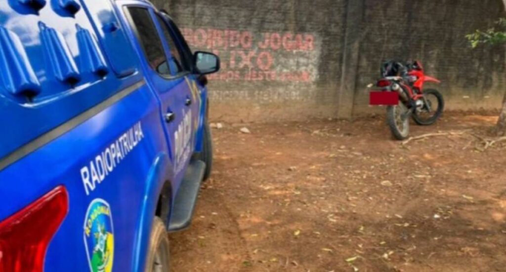 Mãe se tranca em quarto para evitar ser morta pelo próprio filho em RO