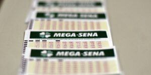 Mega-Sena sorteia prêmio acumulado em R$ 170 milhões neste domingo