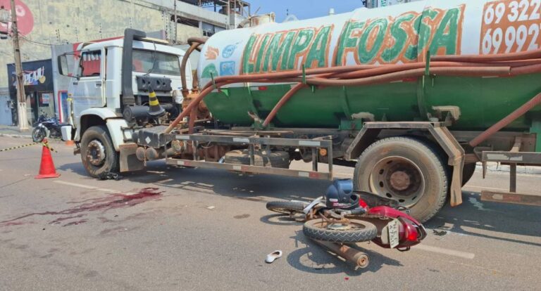 Passageira de motocicleta morre em grave acidente com caminhão no bairro São Cristóvão