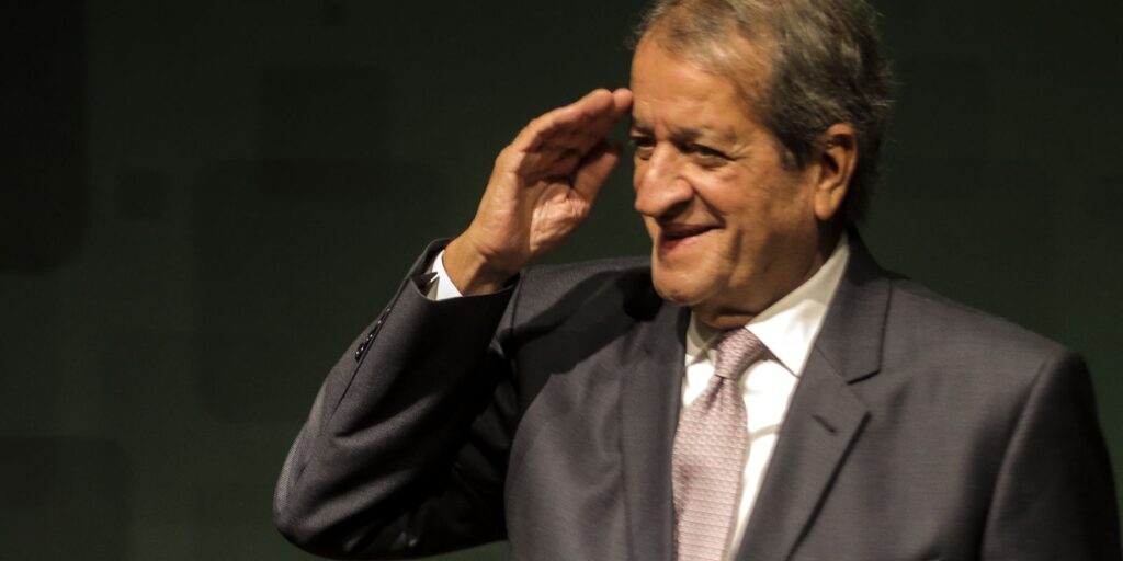 Partido de Flávio, PL reconhece vitória de Lula nas eleições