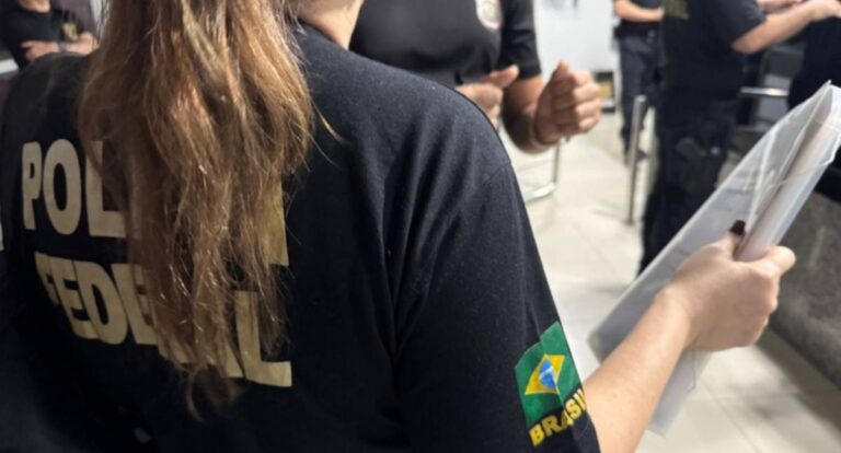 Polícia Federal deflagra Operação Fogo Cruzado contra tráfico internacional de armas em Guajará-Mirim