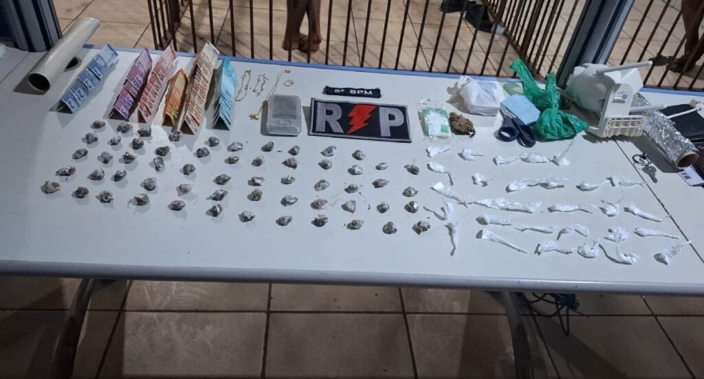 Polícia Militar prende quatro suspeitos com drogas, dinheiro e balança de precisão na Zona Leste de Porto Velho